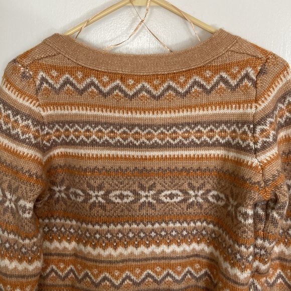 Jessica Simpson, Size S, Tan, Gray, Gold and White multi color printed  Sweater - Picture 4 of 7